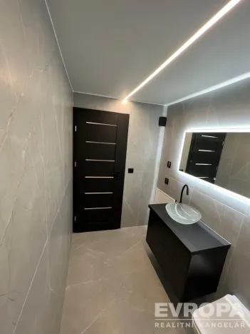 Pronájem bytu 3+kk, Opava, Fügnerova, 71 m2