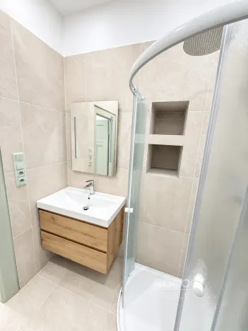 Pronájem bytu 2+kk, Praha - Vinohrady, Nitranská, 54 m2