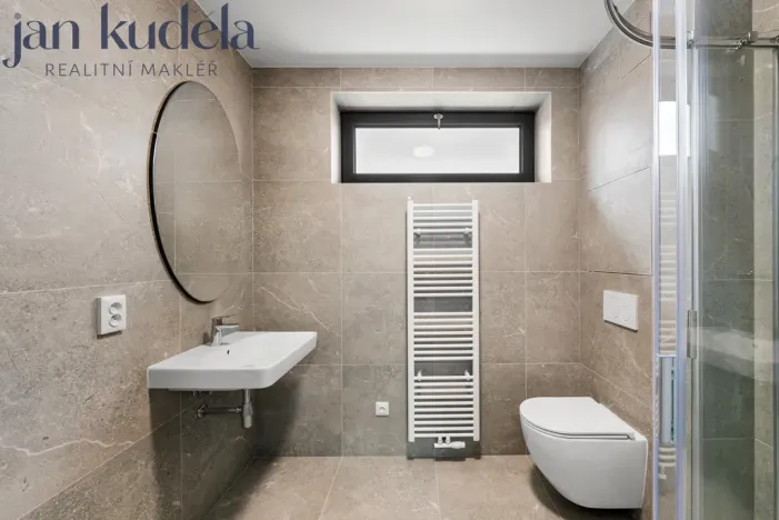 Pronájem bytu 1+kk, Brno, Líšeňská, 29 m2