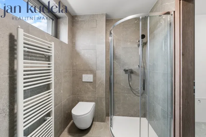 Pronájem bytu 1+kk, Brno, Líšeňská, 29 m2