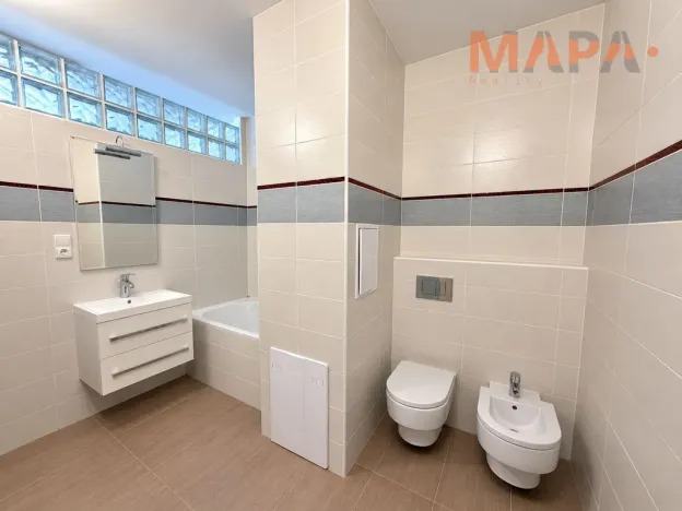Prodej bytu 1+1, Chomutov, Bezručova, 35 m2