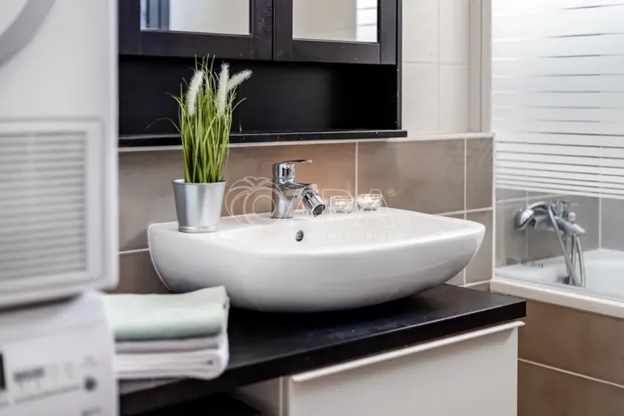 Prodej bytu 3+kk, Praha - Uhříněves, Firkušného, 78 m2