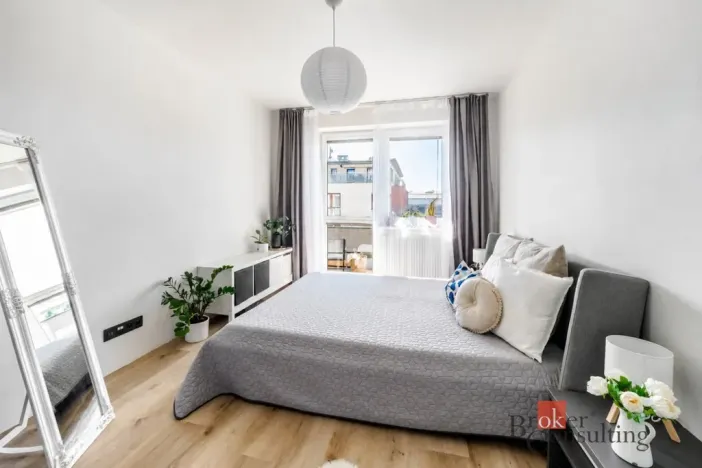 Prodej bytu 2+kk, Praha - Zličín, Tvrdonická, 72 m2