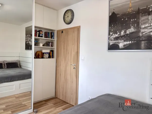 Prodej bytu 3+kk, Praha - Uhříněves, Karla Guta, 65 m2