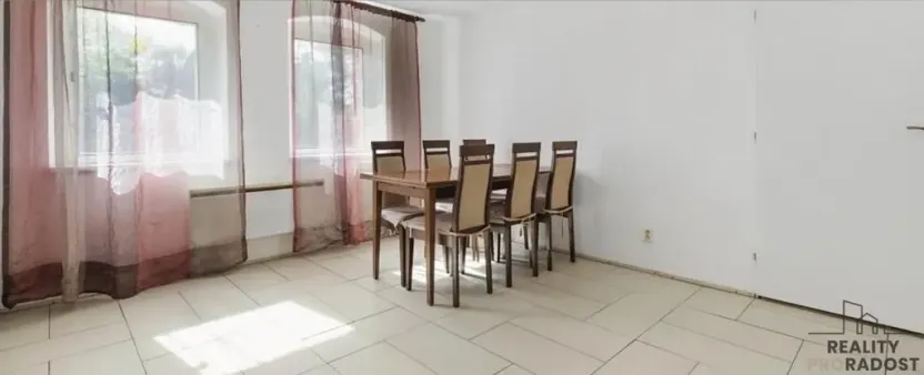 Prodej rodinného domu, Tuklaty, Akátová, 210 m2