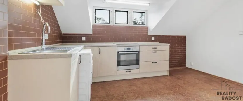 Prodej rodinného domu, Tuklaty, Akátová, 210 m2