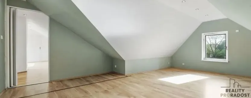 Prodej rodinného domu, Tuklaty, Akátová, 210 m2