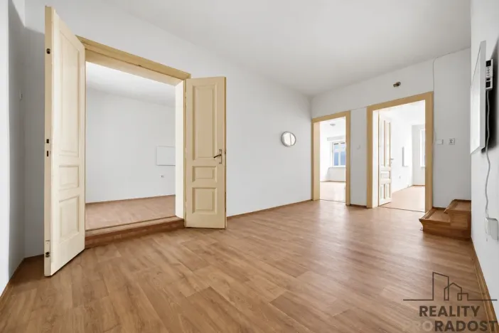 Pronájem kanceláře, Trutnov, Jihoslovanská, 157 m2