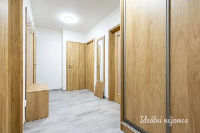 Pronájem bytu 3+kk, Praha - Nusle, Pujmanové, 69 m2