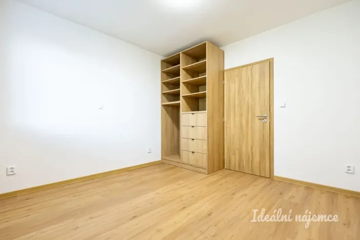 Pronájem bytu 3+kk, Praha - Nusle, Pujmanové, 69 m2