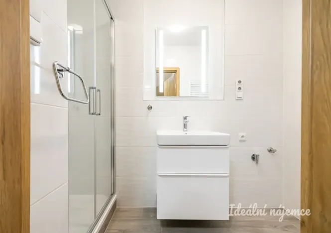 Pronájem bytu 3+kk, Praha - Nusle, Pujmanové, 69 m2