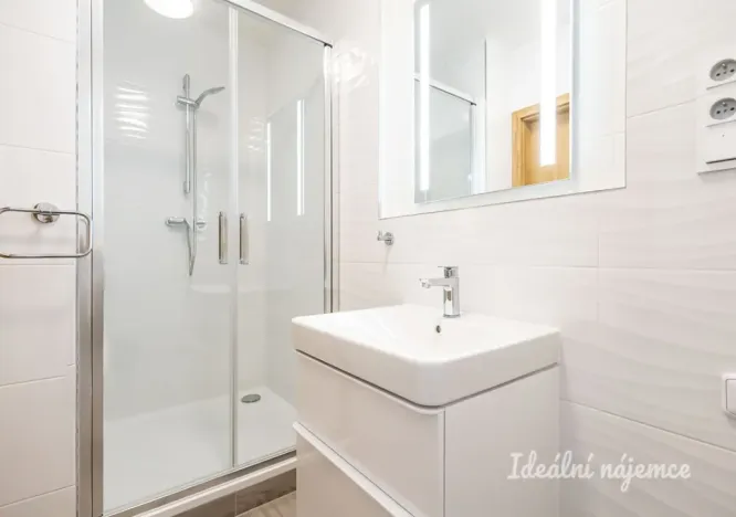 Pronájem bytu 3+kk, Praha - Nusle, Pujmanové, 69 m2