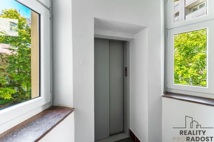 Prodej bytu 2+kk, Praha, Jičínská, 40 m2