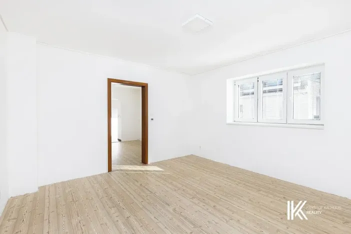 Pronájem obchodního prostoru, Pardubice, Chrudimská, 131 m2