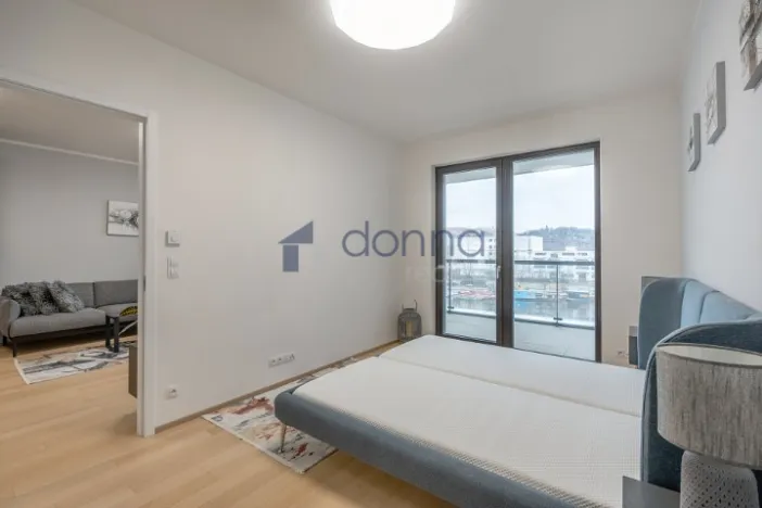 Pronájem bytu 2+kk, Praha, Jankovcova, 60 m2