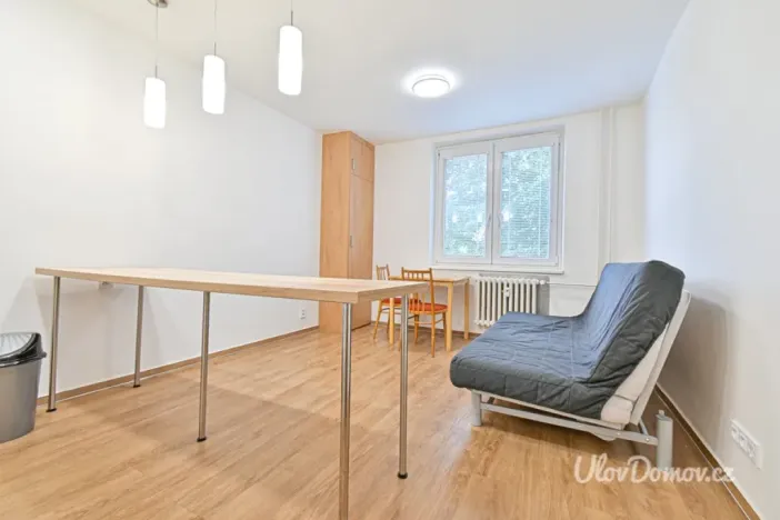 Pronájem bytu 2+kk, Brno - Líšeň, Zikova, 45 m2