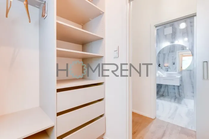 Prodej bytu 2+kk, Praha - Karlín, Peckova, 86 m2