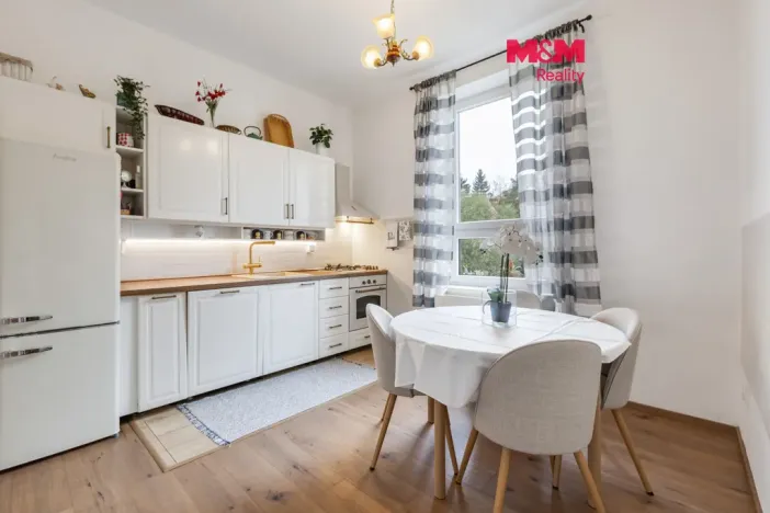 Prodej bytu 2+1, Králův Dvůr - Počaply, Plzeňská, 67 m2