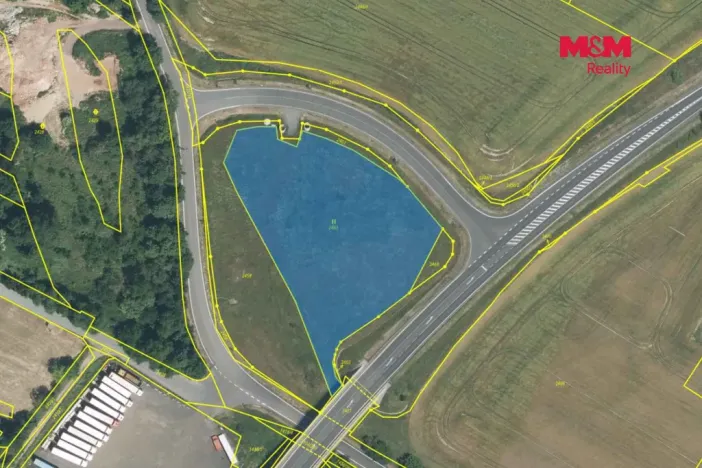 Prodej komerčního pozemku, Staňkov - Staňkov I, 5589 m2