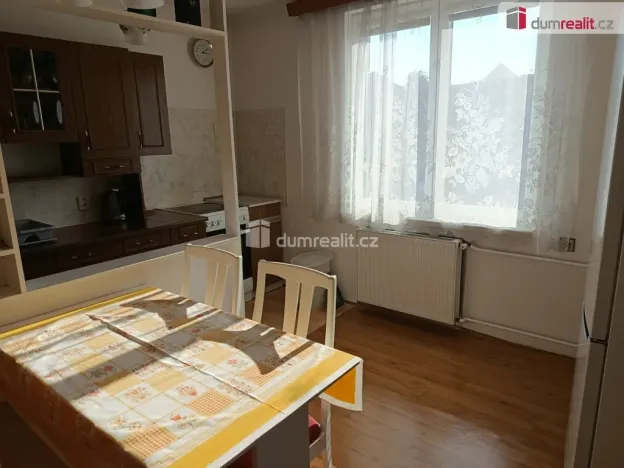 Pronájem bytu 4+1, Praha - Cholupice, Kestřanská, 125 m2