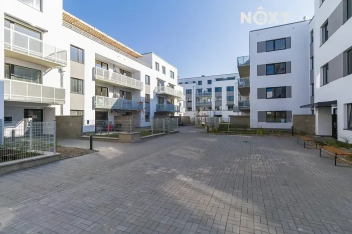 Pronájem bytu 2+kk, Praha - Uhříněves, náměstí Bratří Jandusů, 53 m2