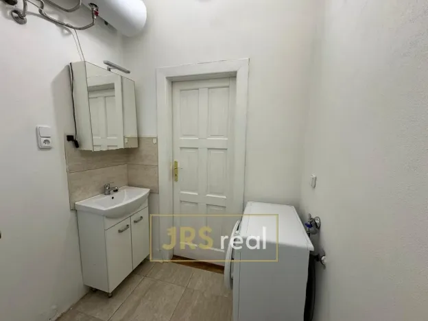Pronájem bytu 1+kk, Brno - Veveří, 32 m2