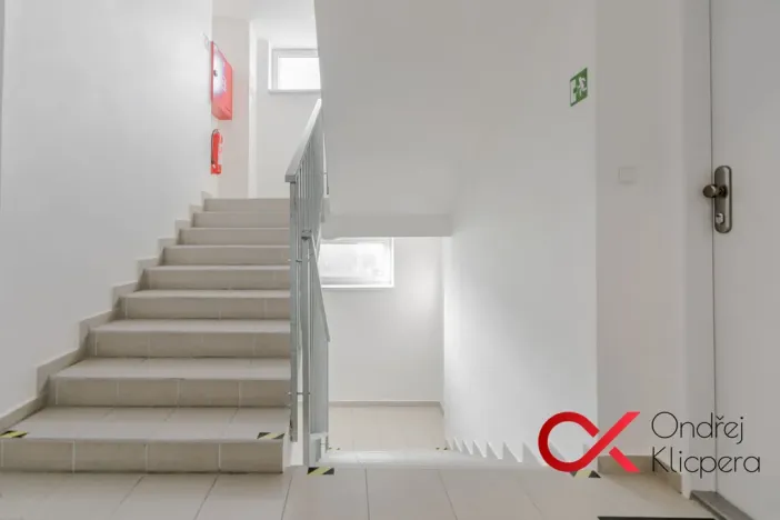 Pronájem bytu 2+1, Milovice - Mladá, Spojovací, 43 m2