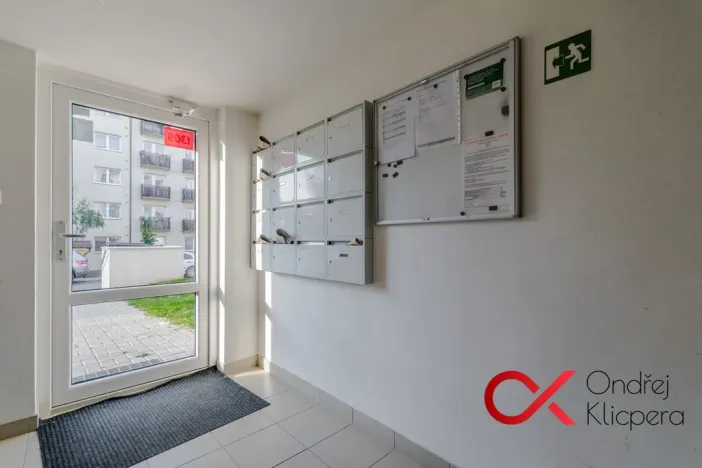 Pronájem bytu 2+1, Milovice - Mladá, Spojovací, 43 m2