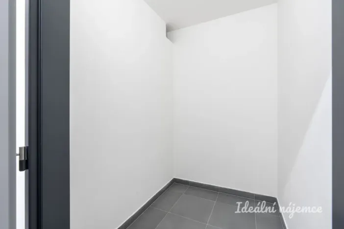 Pronájem bytu 2+kk, Praha - Bohnice, Pekařova, 47 m2