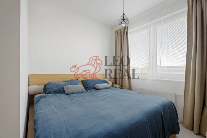 Prodej bytu 2+kk, Praha - Uhříněves, U uhříněveské obory, 44 m2