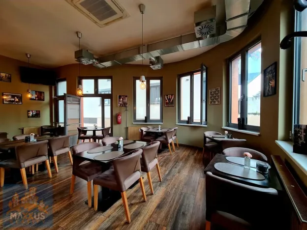 Pronájem restaurace, Praha - Kobylisy, Čumpelíkova, 82 m2