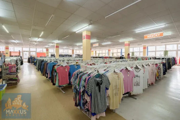 Prodej obchodního prostoru, Žatec, Husova, 2862 m2