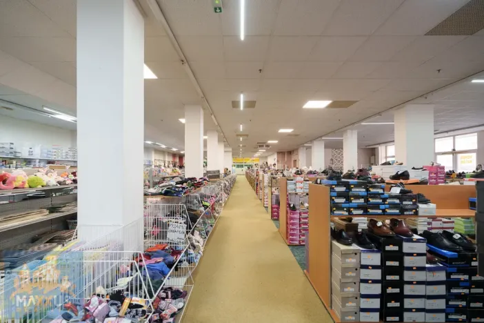 Prodej obchodního prostoru, Žatec, Husova, 2862 m2
