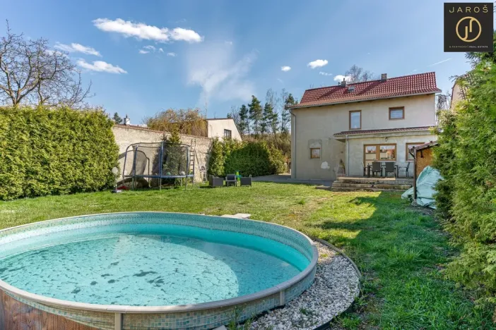Prodej rodinného domu, Vinařice, 145 m2