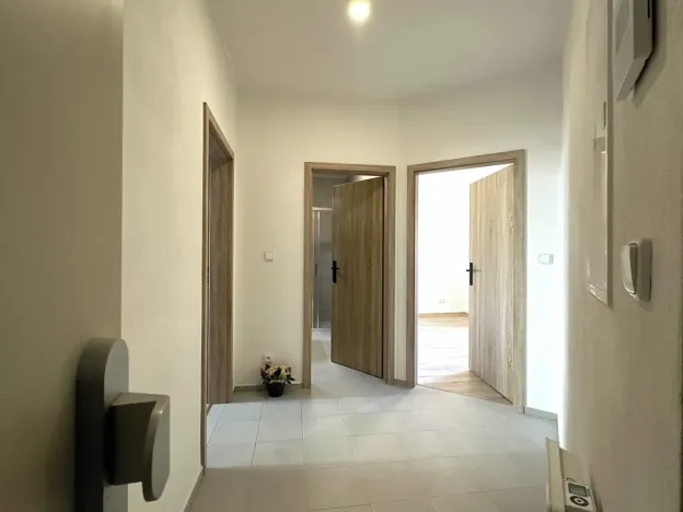 Pronájem bytu 2+kk, Znojmo, nám. Kpt. Otm. Chlupa, 42 m2