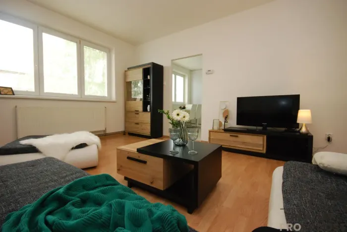 Pronájem bytu 3+1, Drnholec, Hrušovanská, 80 m2
