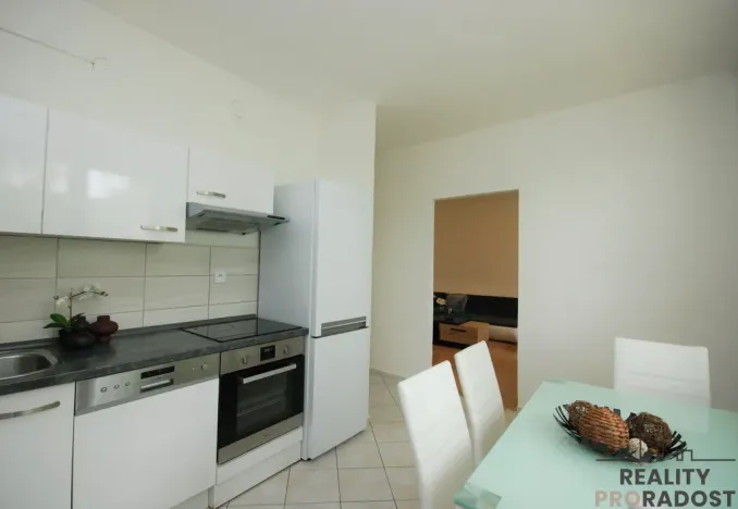 Pronájem bytu 3+1, Drnholec, Hrušovanská, 80 m2