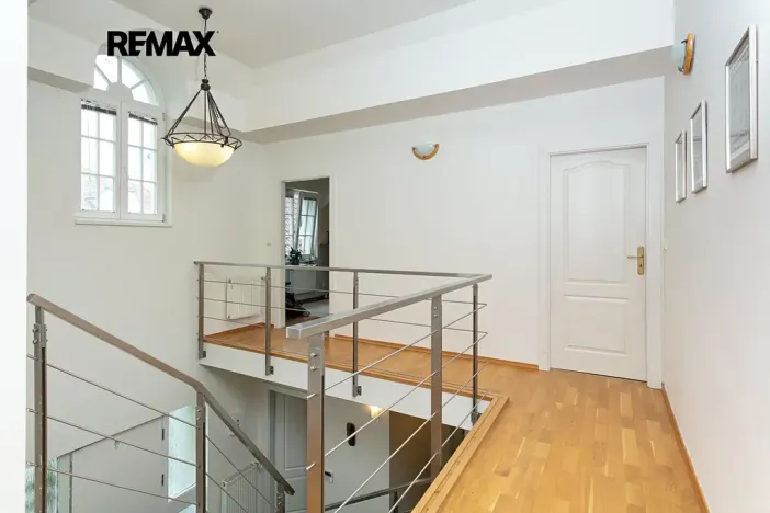 Pronájem vily, Praha - Nebušice, Na Malé Šárce, 302 m2