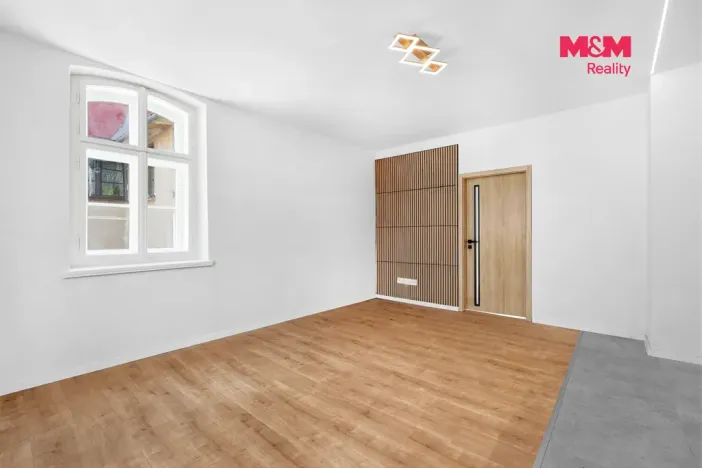 Pronájem bytu 2+kk, Hrádek nad Nisou, Revoluční, 47 m2