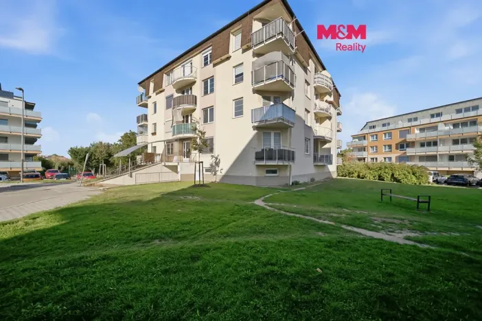 Prodej bytu 1+kk, Olomouc - Slavonín, Topolová, 32 m2