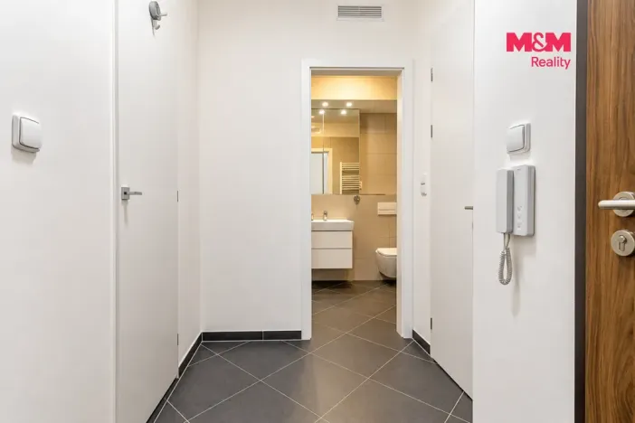 Prodej bytu 1+kk, Praha, Stočesova, 35 m2
