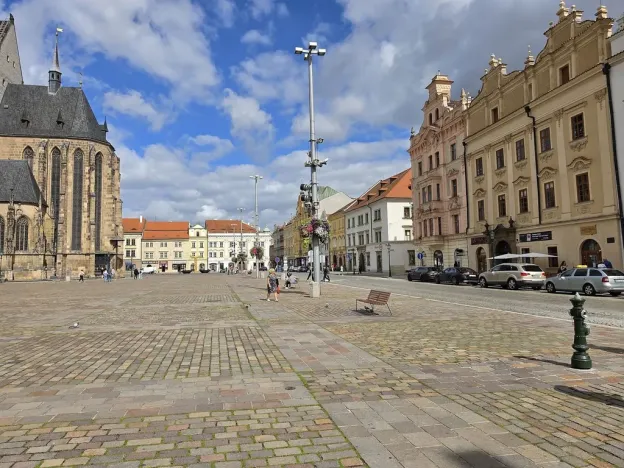 Pronájem obchodního prostoru, Plzeň, Bezručova, 35 m2