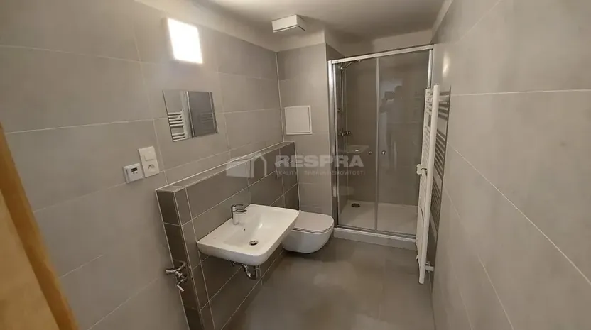Pronájem bytu 1+kk, Praha - Hodkovičky, Šífařská, 38 m2