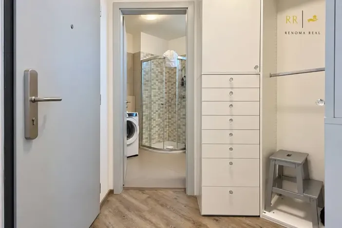 Pronájem bytu 1+kk, Brno, třída Generála Píky, 36 m2