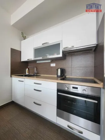 Pronájem bytu 2+kk, České Budějovice, B. Smetany, 49 m2