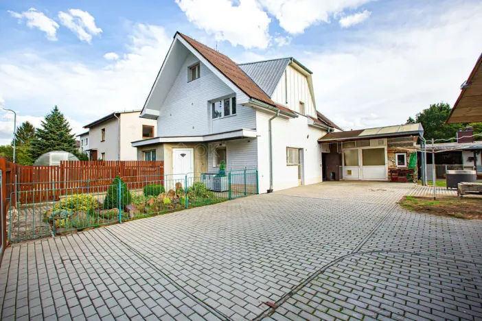 Prodej rodinného domu, Janovice nad Úhlavou, Spartakiádní, 370 m2
