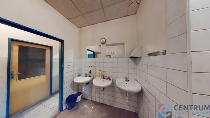 Pronájem výrobních prostor, Jablonec nad Nisou, K Černé studnici, 611 m2