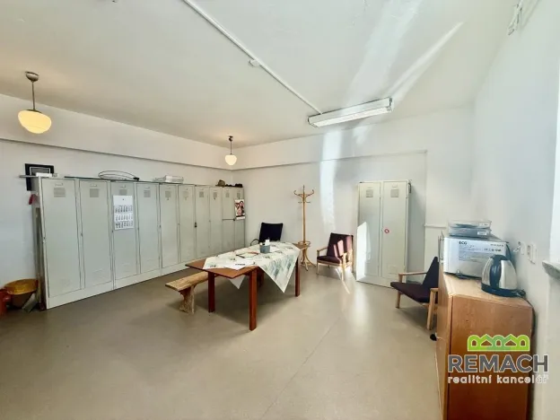 Pronájem výrobních prostor, Uherský Brod, U Korečnice, 600 m2