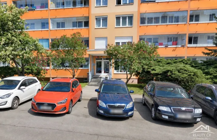 Prodej bytu 3+1, Praha - Řepy, Zrzavého, 83 m2