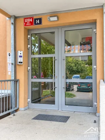Prodej bytu 3+1, Praha - Řepy, Zrzavého, 83 m2